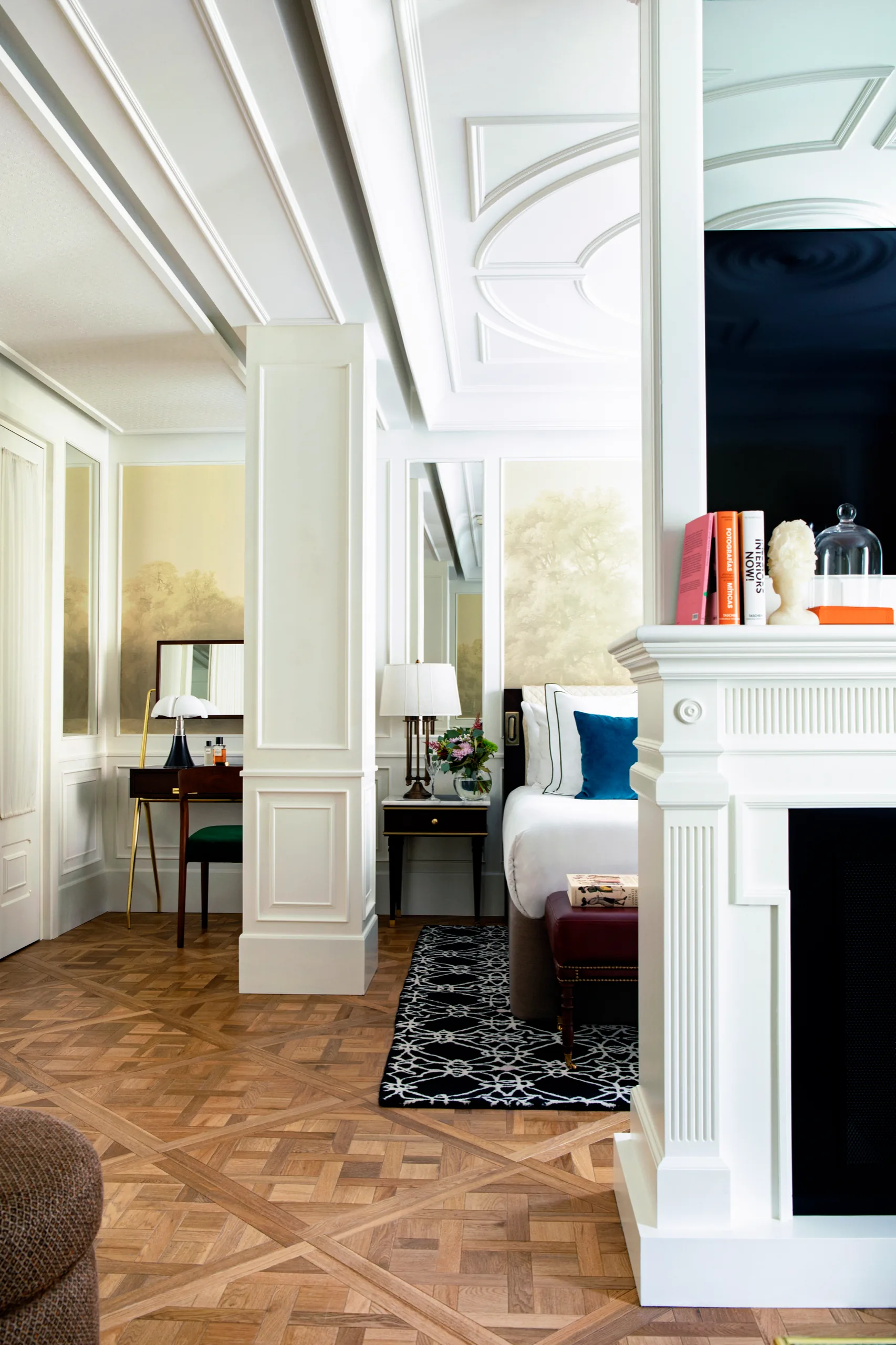 Bedroom with fireplace, BLESS Madrid