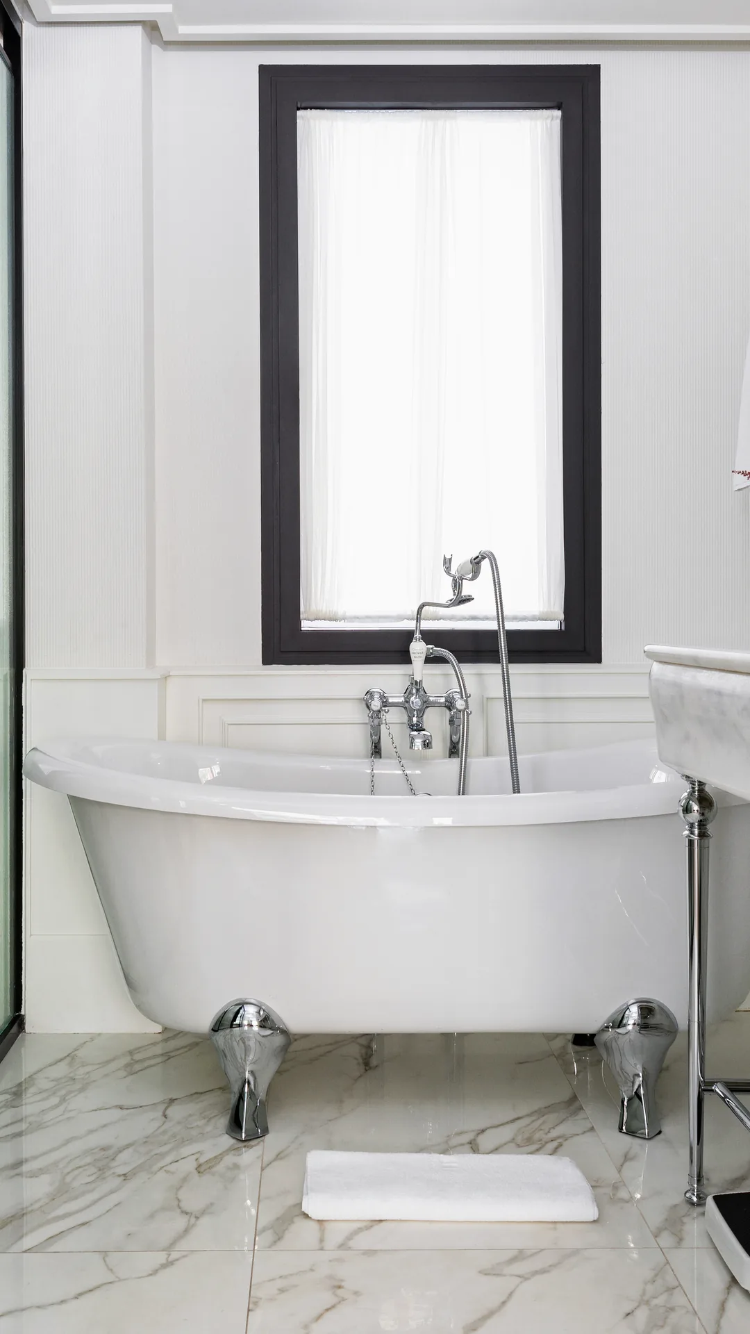 Bathroom with freestanding tub, BLESS Madrid