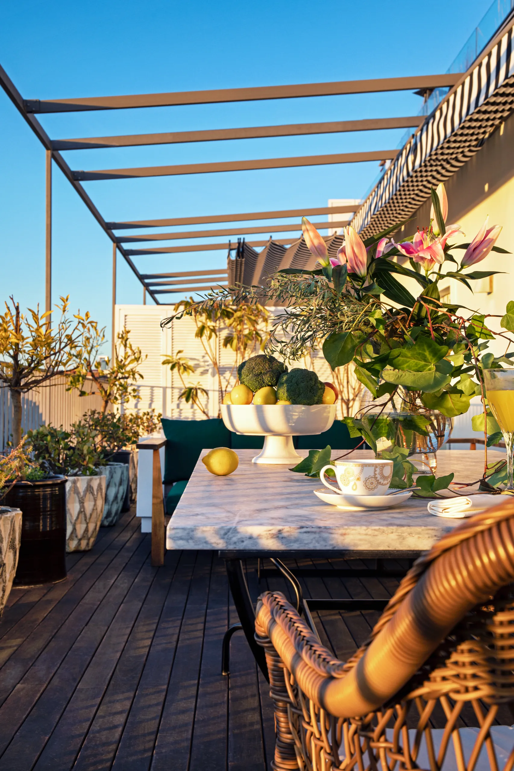 Terrace with flowers and table, BLESS Madrid
