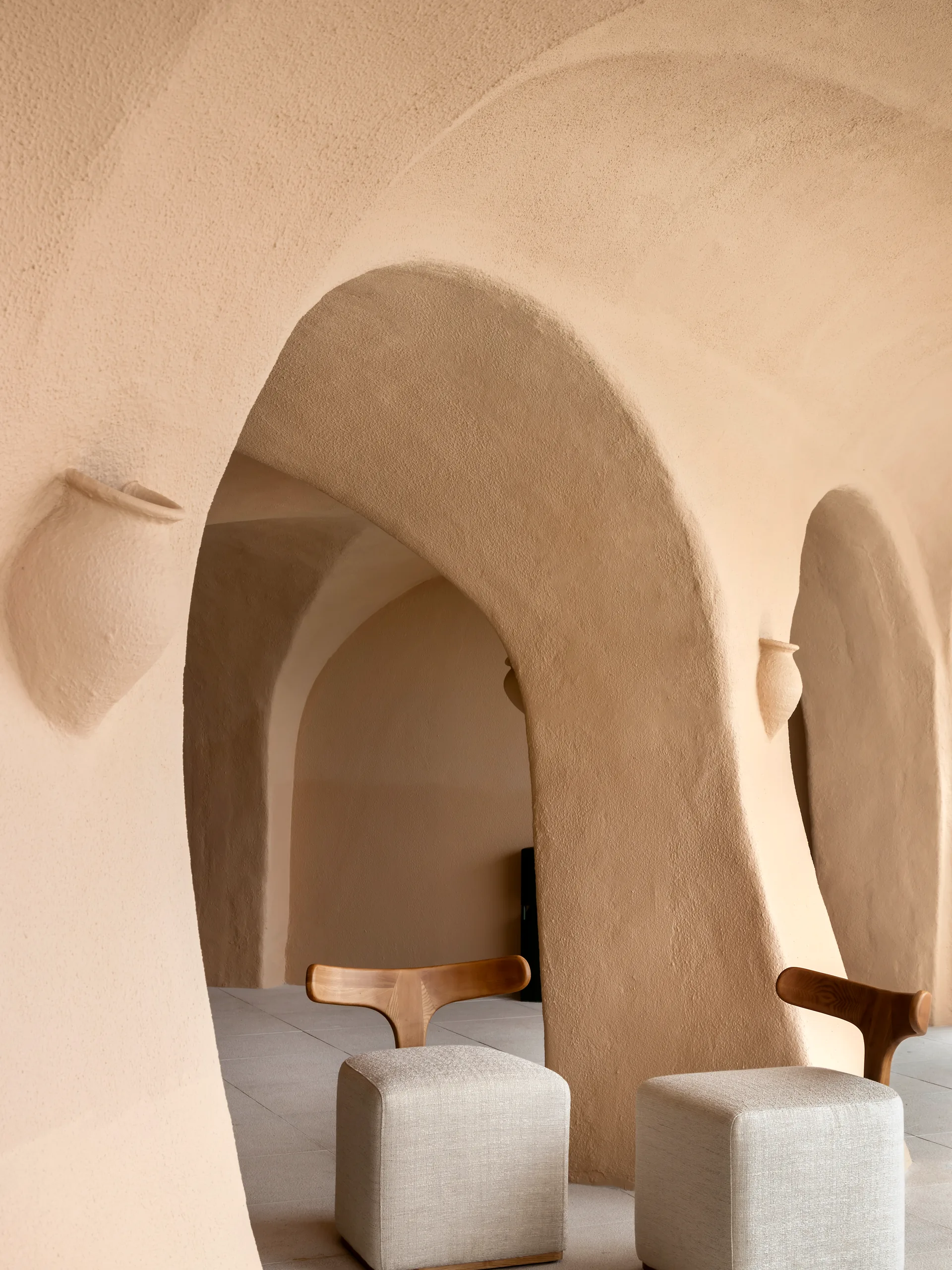 Sculpted arch interior at A Costa Restaurant